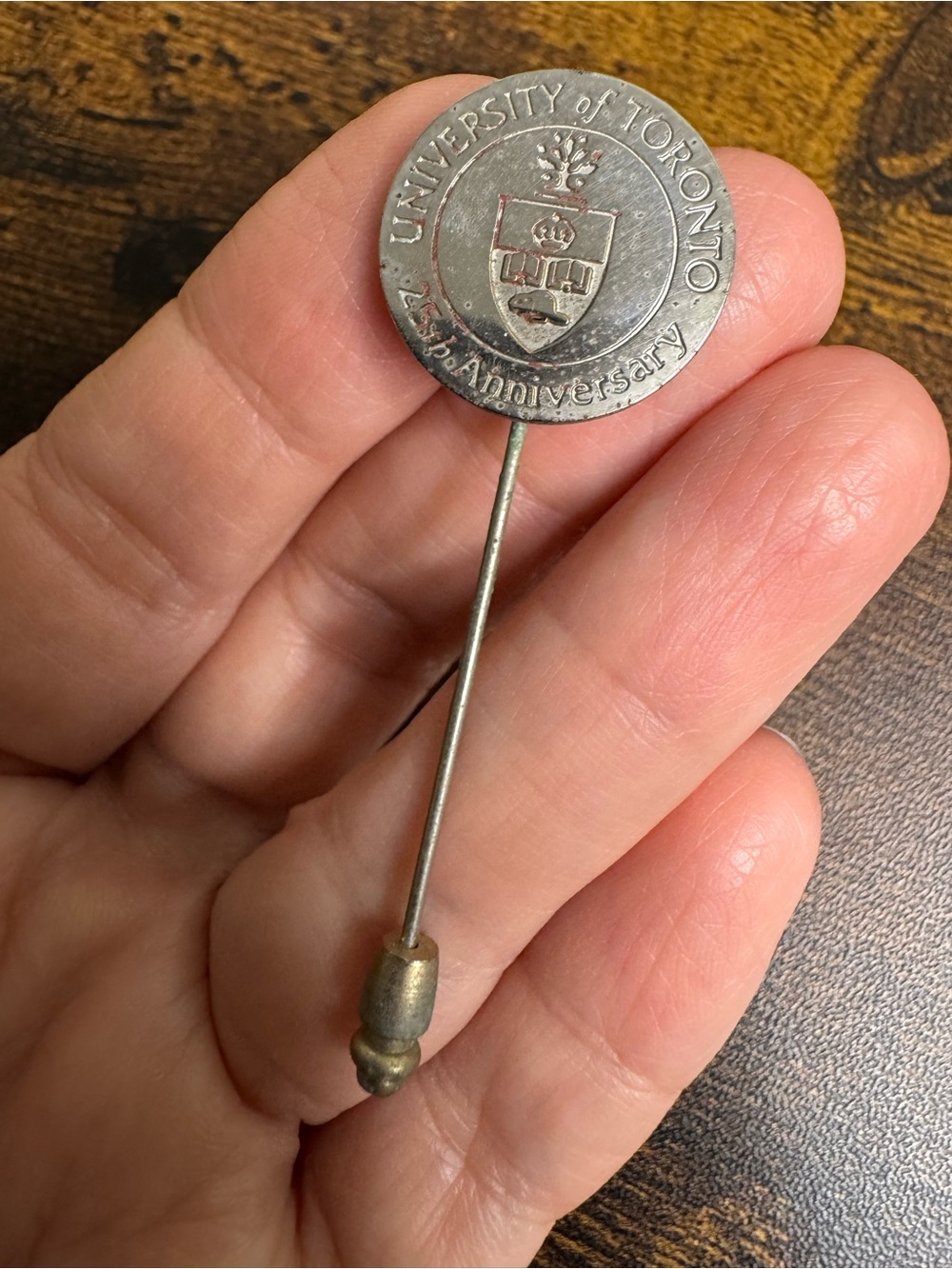 University of Toronto 25th Anniversary Stick Hat Pin